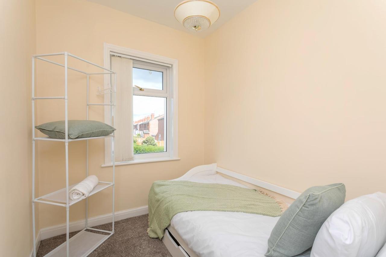 Ansdell Place Blackpool Esterno foto